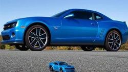 Büyükler için Hot Wheels Chevrolet Camaro