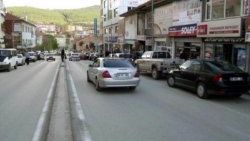 Kapı önlerine araç park etmeye son