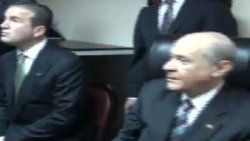 Bahçeli'nin önünde arbede: Adamlarınız bizi taciz ediyor