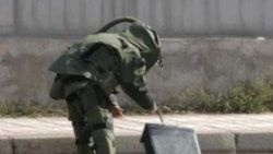 Türk Büyükelçiliği önünde bomba bulundu