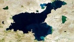 Van Gölü'nün adı değişsin teklifi
