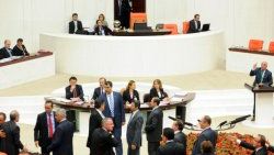 AK Partili Elitaş: Hamzaçebi anama küfretti