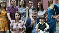 Öyle Bir Geçer Zaman ki'de ayrılık