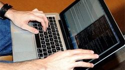 Hackerların Merkel tepkisi