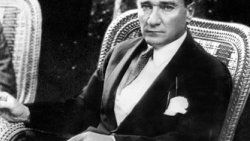 Atatürk'ten Suudilere rest: Tek bir taşına dokunursanız..