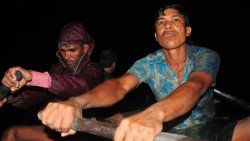 Myanmar'da ölümden kaçış - Galeri