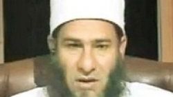 Mısırlı İslamcı vekil otomobilde uygunsuz halde basıldı