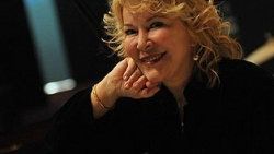 Gülsin Onay: Varoşlar piyanoyla tanışmalı