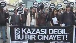 Taksim Meydanı'nda HES protestosu