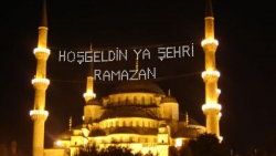 İstanbul'da ilk teravih namazı