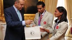 Erdoğan madalya kazanan sporcuları kabul etti - Galeri