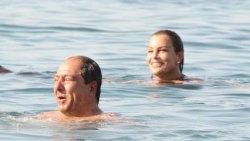 Sibel Turnagöl balayına devam ediyor