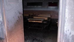Müdüre kızdı okulu yaktı