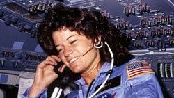 ABD'nin ilk kadın astronotu Sally Ride öldü