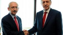 Terör zirvesinde kravat kardeşliği