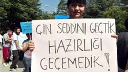 Anadolu Üniversitesi'nde oturma eylemi