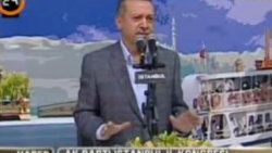 AK Partililer Galatasaray taraftarını solladı
