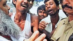 Hindistan'da Müslümanlar şiddet görüyor