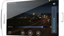 Galaxy’den 5.8 inçlik cep