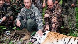 Putin'in leopar avı düzmeceymiş