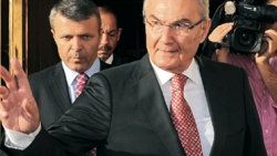 Baykal'ın odasının tavanı çöktü