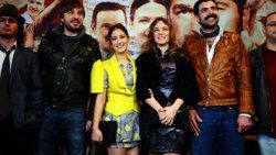 Emek Sineması önünde film galası