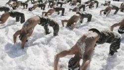 Güney Kore'de -30 derecede tatbikat