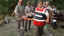 Liseli kız Sakarya Nehri'ne atladı