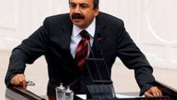 BDP'li Önder'den milletvekillerine hediye film