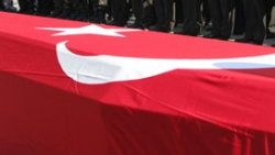 Ağrılı şehidin cenazesine Bakan Yıldırım da katıldı