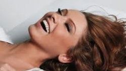 Hadise soğanın cücüğüne bayılıyor
