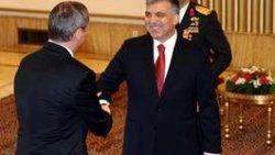 Cumhurbaşkanı Gül'ü kutlamayı unuttular