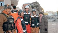 Bize enkaz kalmadı mı