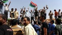 Libya'dan kaçan pilotlar ülkelerine dönüyor