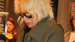 Ajda Pekkan'ın kalbine 2 stent takıldı