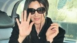 Monica Bellucci ülkesine döndü