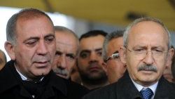Gürsel Tekin'den dokunulmazlık resti