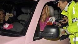 Cicişlerin fotoğrafı polisin başını yaktı