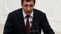 Bakan'ın uçağına bomba ihbarı
