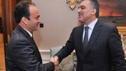 Osman Baydemir Köşk'e çıktı