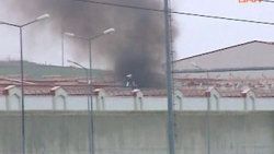 Silivri Cezaevi'nden isyan çıktı