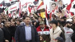 Esad'ı eşi ve çocukları dinledi