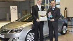Astra ve Insignia en yüksek puanları aldı