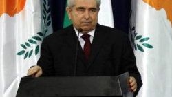 Hristofyas Rumlarla davalık oldu