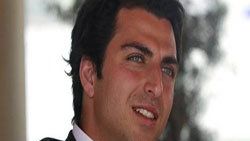 CHP'li Oktay Fransa'da komaya girdi