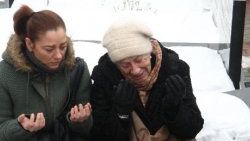 Defne'yi anma törenine eşi katılmadı - Foto Galeri