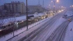 Kar İstanbul'a geri geldi