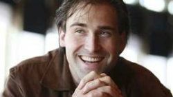 Oliver Stone'un oğlu Müslüman oldu