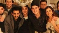 İdo bıyık bıraktı