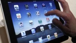 iPad satışları iPhone 4S nedeniyle düştü